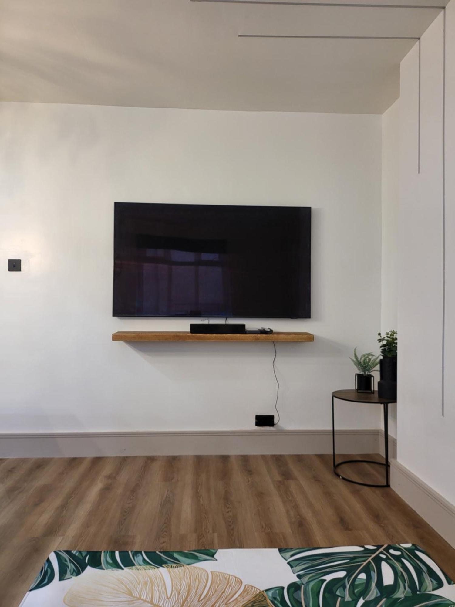 Country Style Modern Self Catering 3 Bedroom Bungalow In 黑潭 外观 照片