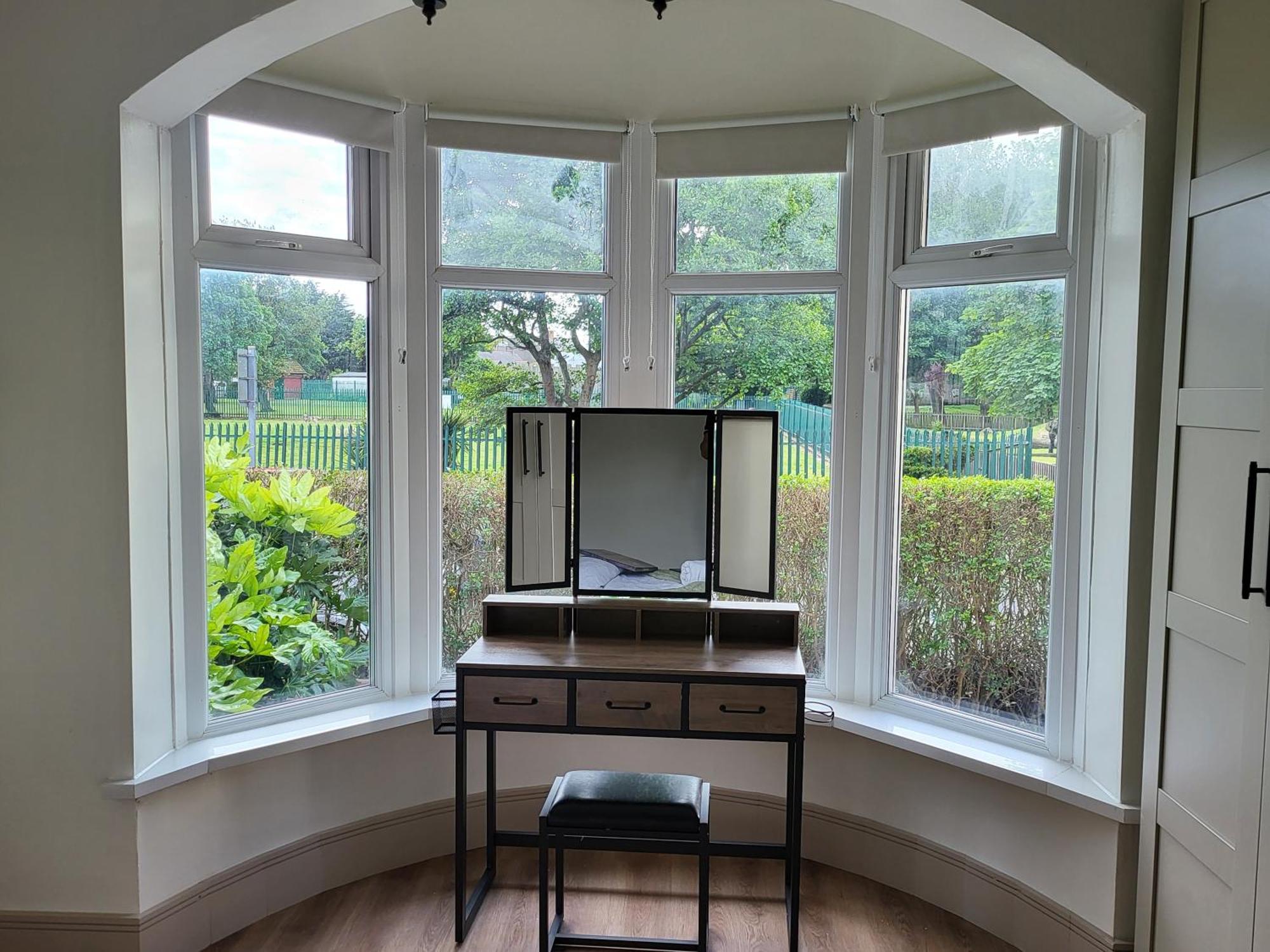 Country Style Modern Self Catering 3 Bedroom Bungalow In 黑潭 外观 照片